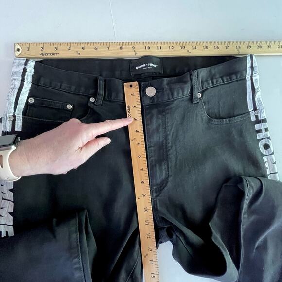 Homme + Femme NEW Skinny Distressed Jeans Mens Sz 40 Black White Logo Stripes - Picture 7 of 9